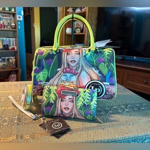 La Philipe Women's Bag and Wallet  NWT